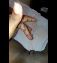 La menor con el toto babosito