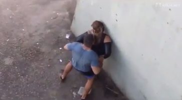 Cámara oculta pareja pillada singando al aire libre