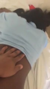 Pov - Jovencita negra cabalgando sobre la polla de su amigo
