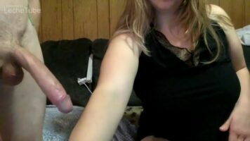 Blonde doing live on webcams