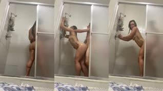 Kelsi Monroe Officialkmbooty Hardcore Sextape Sextape Inside The Bathtub