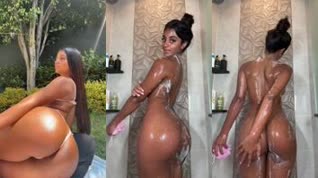 Juliethofl nude shower nice big ass